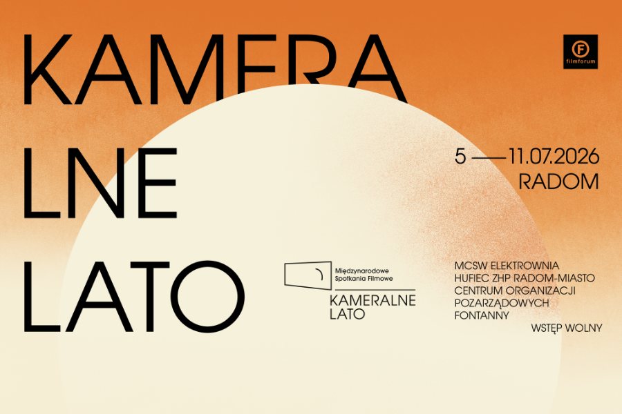 Grafika promująca Międzynarodowe Spotkania Filmowe Kameralne Lato w Radomiu. Na pomarańczowo-kremowym tle widnieje duży napis „Kameralne Lato” oraz informacje: 5–11.07.2026, Radom, MCSW Elektrownia, Hufiec ZHP Radom-Miasto, Centrum Organizacji Pozarządowych, fontanny. Wstęp wolny.